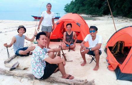 camping ceria di pulau opak