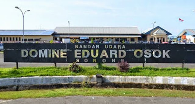 bandar udara domine eduard osok