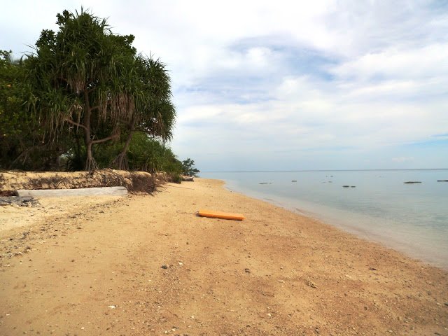 Pantai Pulau Memperak