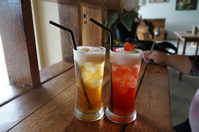 Peach Tea dan StrawberryMint Tea, Canopy Center Pontianak