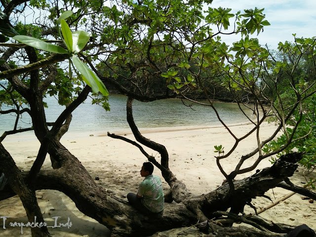 Pantai banyu meneng