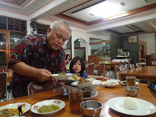 menu di trio restoran padang di bogor menu di trio restoran padang di bogor