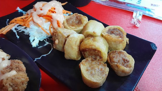 kuliner jepang kaki lima di rawamangun