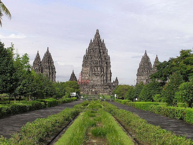 Candi Prambanan