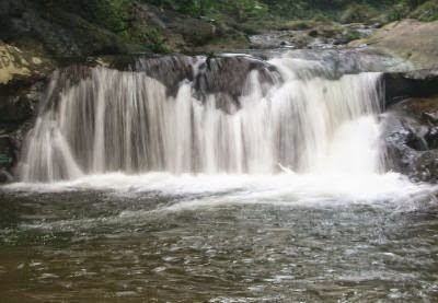 Air Terjun Alahan Yang Indah dan Mempesona