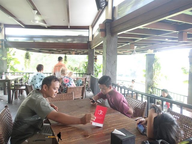 grand garden resto cafe, kebun raya, bogor