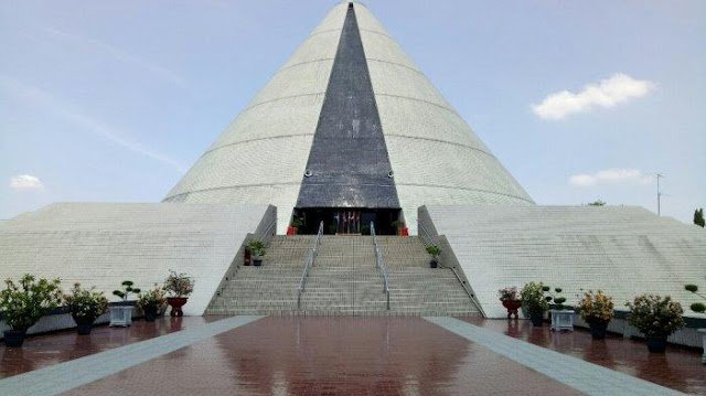 Monumen Jogja Kembali di Yogyakarta