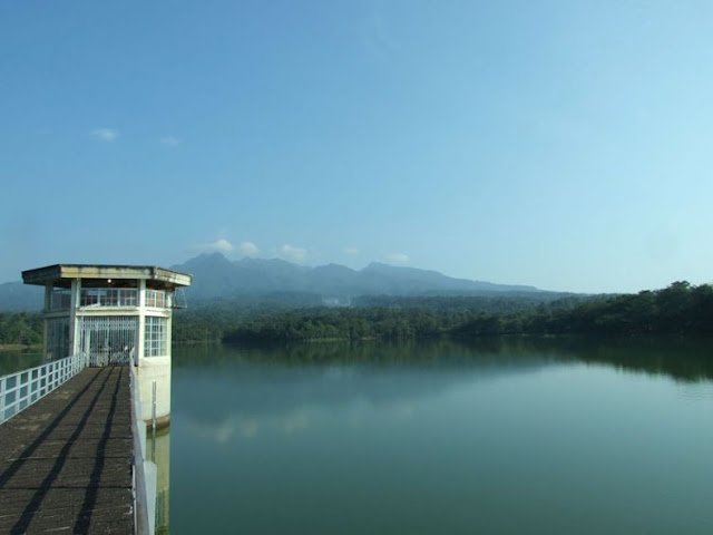 Waduk Seloromo