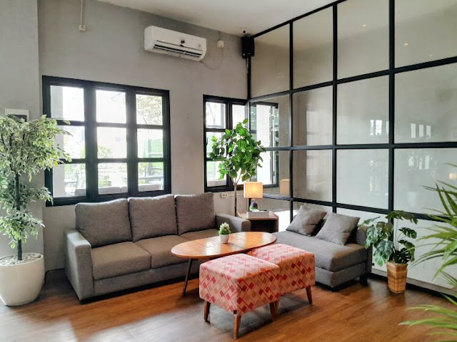 Kopdar di Waltie's Rooftop Cafe Rawamangun makan siang di waltie's rawamangun