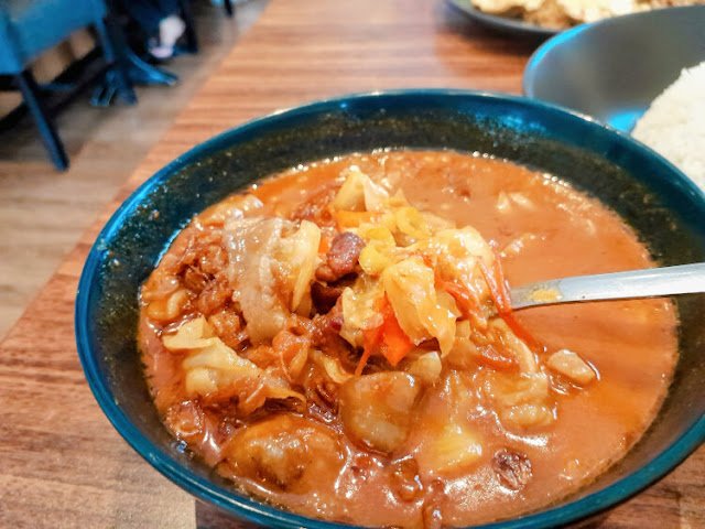 Kopdar di Waltie's Rooftop Cafe Rawamangun review tongseng kambing legend SW